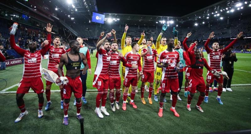  - Ligue des champions : après leur succès retentissant à Salzbourg, Brest et Éric Roy égalent des performances rares pour le foot français
