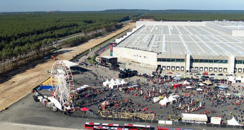  - Des salariés Tesla en arrêt maladie reçoivent la visite surprise de leurs chefs