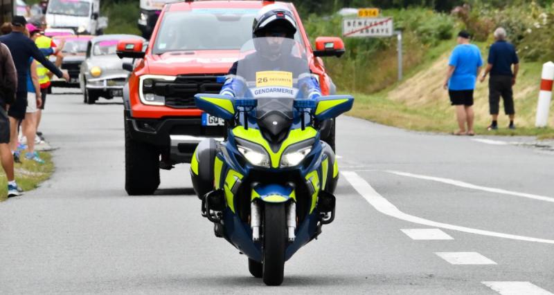  - Son permis a moins de six mois, il est déjà suspendu après cette grosse bêtise sur la route 