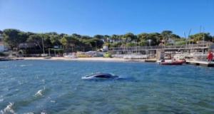 Tombée dans le port, une Porsche reste plusieurs jours à l’eau !