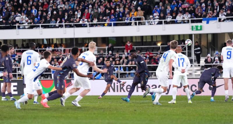  - Le coup franc magistral d'Alexander Arnold avec l'Angleterre