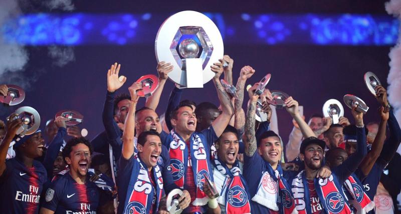  - Ligue 1 : le nouveau trophée du champion dévoilé