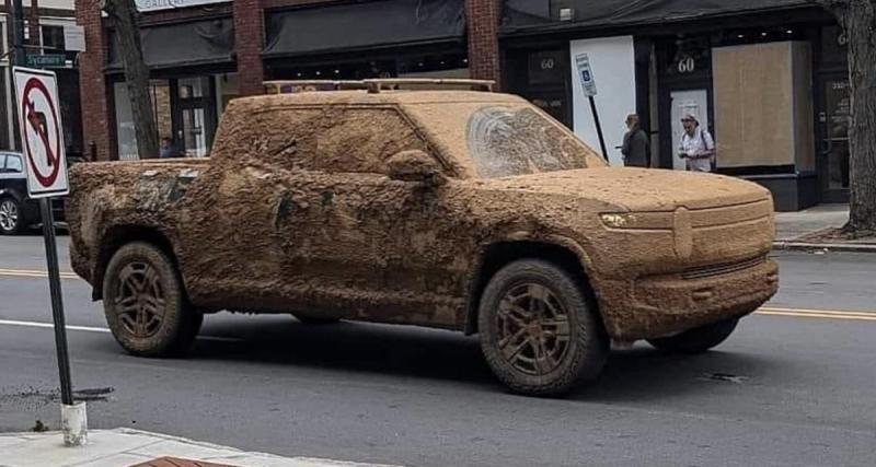  - Ce pick-up survit à un ouragan grâce à une technique particulière