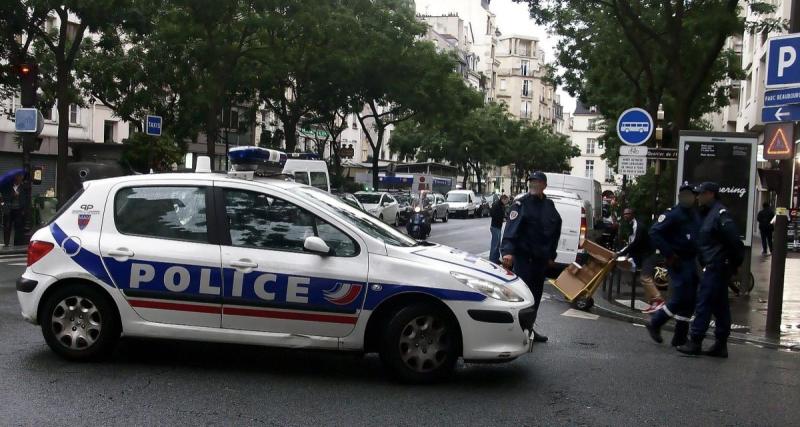  - Il vole une voiture puis conduit drogué et alcoolisé, la combinaison gagnante pour le tribunal 