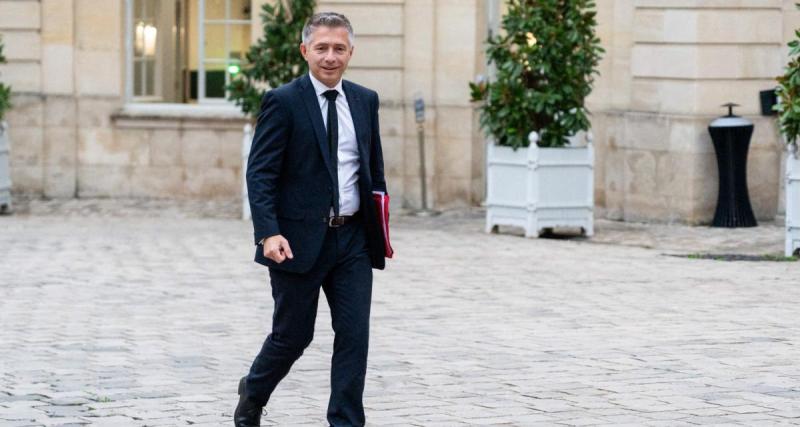  - Incidents dans les stades : "On va activer la billetterie nominative", annonce le ministre des Sports 