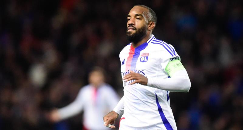  - OL - Besiktas : but refusé, penalty refusé, Lacazette touché, match fou !