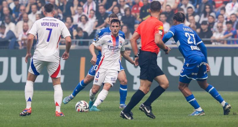  - Ligue 1 : à la pause, l’OL mène d’une courte tête contre Auxerre 