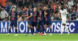 PSG : l'accueil triomphal réservé en pleine nuit par les supporters aux joueurs