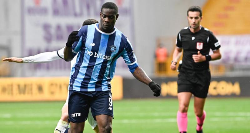  - Football : un rebond dingue pour Balotelli !