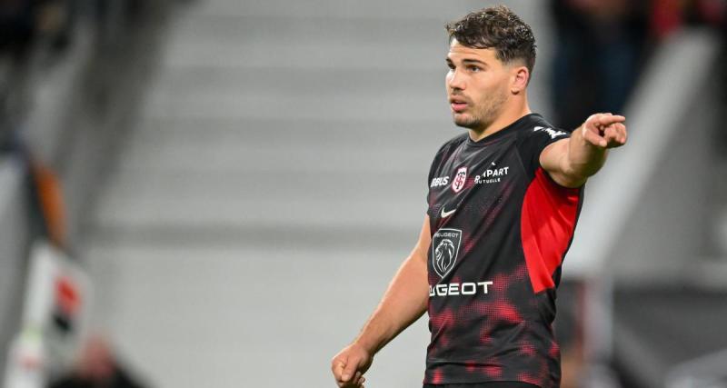  - Rugby : Dupont s'affiche avec d'autres internationaux tricolores pour lutter contre l'homophobie