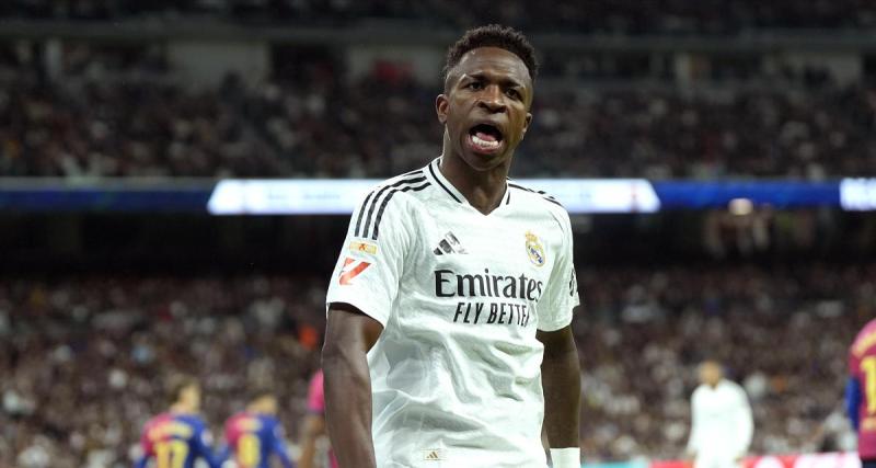  - Ballon d'Or : le sélectionneur du Brésil vole au secours de Vinicius
