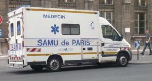 Un ambulancier semble avoir mal compris sa profession 