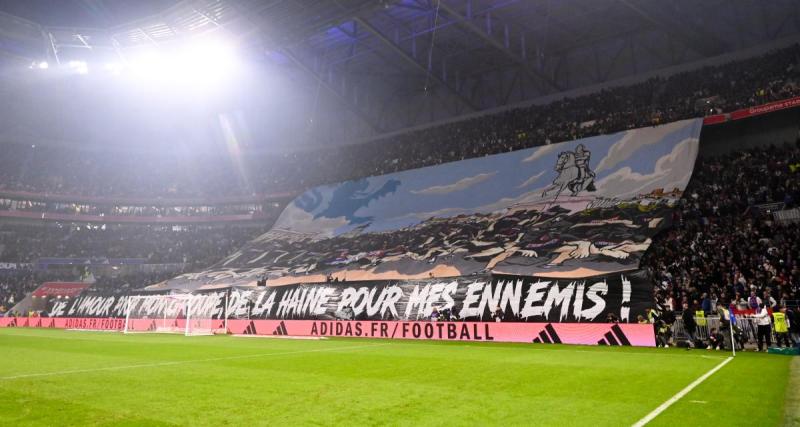  - OL – ASSE : le magnifique tifo des supporters lyonnais 