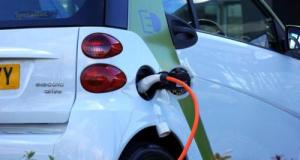 Bornes de recharge : un nouveau palier franchi, le gouvernement veut encore accélérer