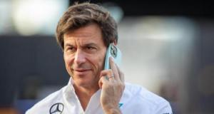 Un champion du monde dans le viseur de Toto Wolff