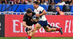 "Ça donne de l'espoir de voir des équipes comme la France", Beauden Barrett fan du jeu des Bleus