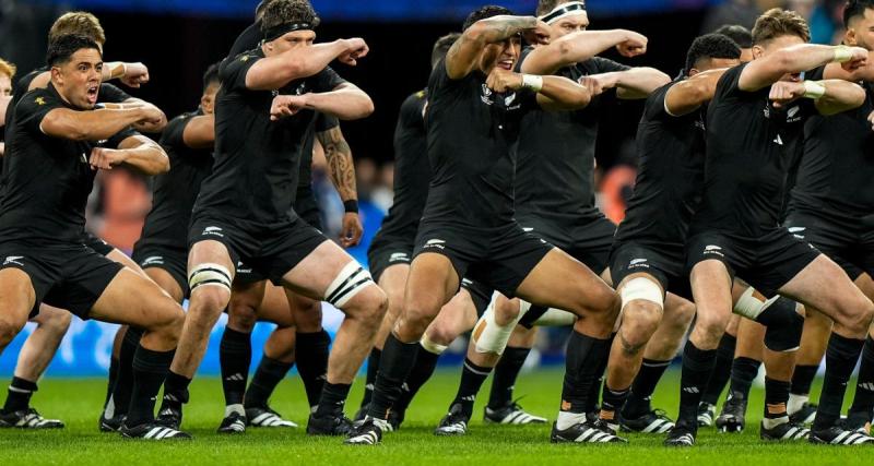  - VIDEO - Rugby : le superbe haka des All Blacks pour lancer le choc contre le XV de France