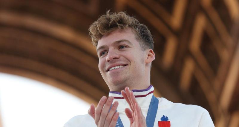  - VIDEO - XV de France : Léon Marchand ovationné par le public du Stade de France !