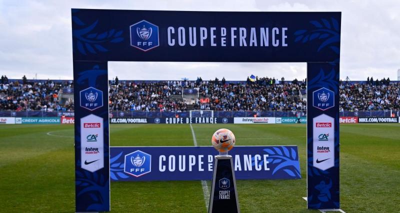  - Coupe de France (7e tour) : coup de tonnerre, Avranches éliminé par un club ultramarin 