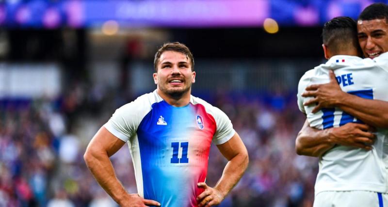  - XV de France : un entraîneur évoque un "manque de respect" concernant Dupont et son possible titre de meilleur joueur du monde en rugby à 7 ! 
