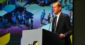 Tour de France : Christian Prudhomme se fait clasher sévère par un directeur d'une équipe qui déboulonne 