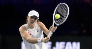 Tennis : la WTA réagit à la suspension pour dopage de Swiatek