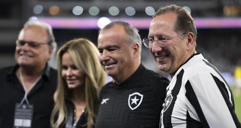  - OL : la drôle de réaction de John Textor après le sacre de Botafogo !