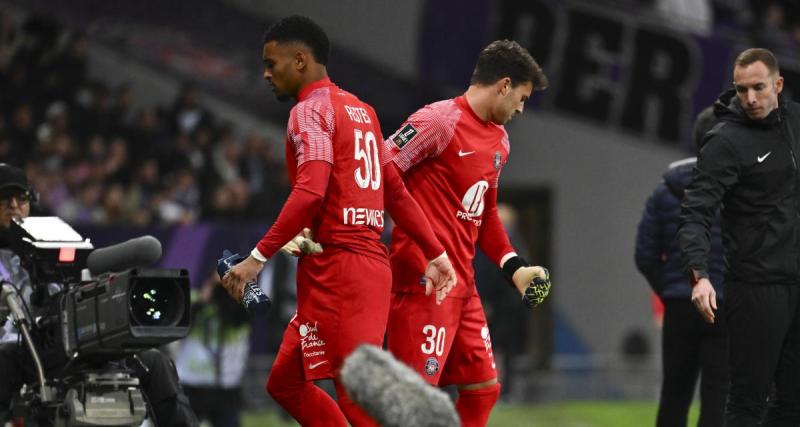  - Toulouse : Guillaume Restes touché et aperçu en béquilles