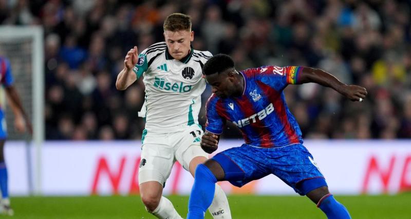  - Un brassard arc-en-ciel fait polémique en Premier League