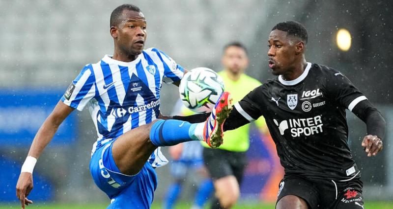  - Grenoble et Amiens dos à dos à la pause