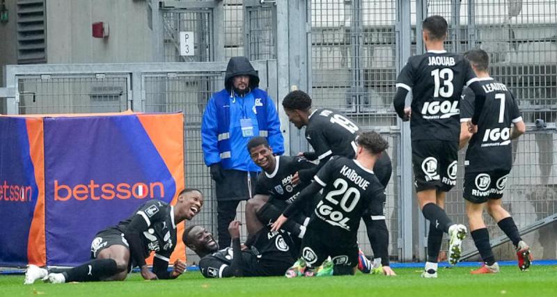  - Amiens s'impose à Grenoble et grimpe au classement