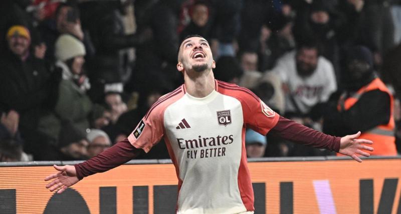  - Angers - OL : le but exceptionnel de Mikautadze en fin de match