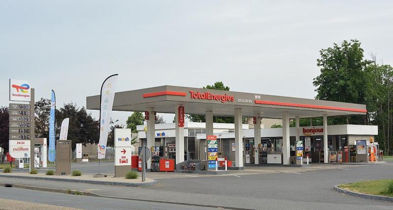  - Le carburant de Total provoque des pannes à la chaîne, les automobilistes furieux ! 