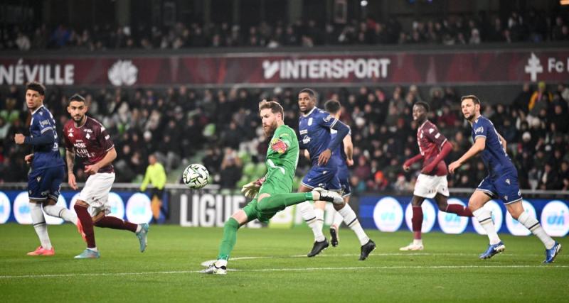  - Ligue 2 : à la pause, Metz et Dunkerque se neutralisent 