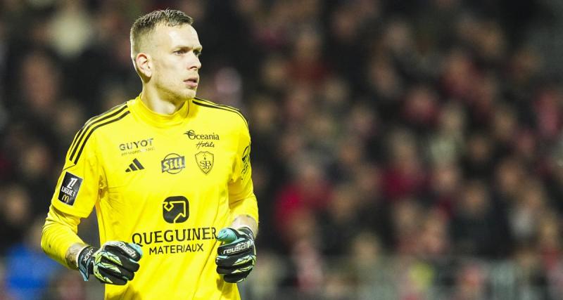  - Marco Bizot (Brest) avant d'affronter le PSV Eindhoven : "C'est une équipe très forte"