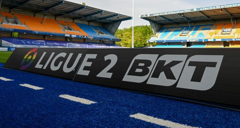  - Le nouveau trophée de la Ligue 2 dévoilé ! (officiel)