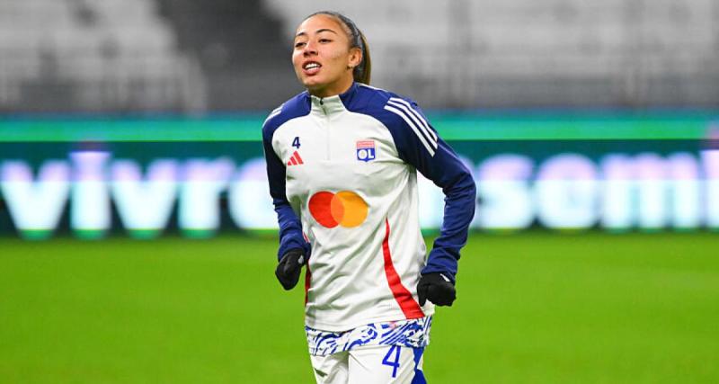  - OL (F) : Selma Bacha prolonge son contrat (off)