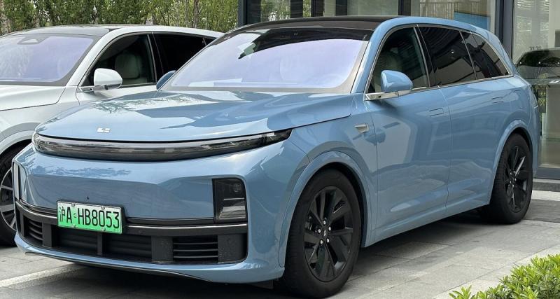  - Son mari active une mise à jour de la voiture alors qu’elle va accoucher... elle doit marcher jusqu’au taxi