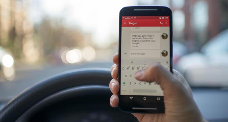  - Le téléphone au volant, une très mauvaise habitude prise par les jeunes conducteurs 