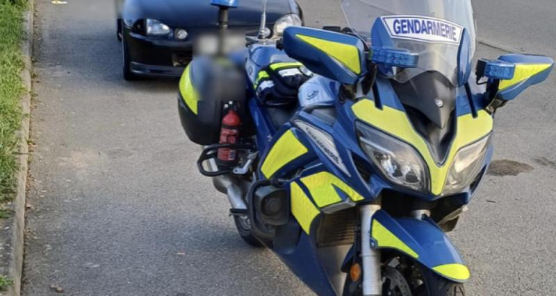  - Flashé à près de 200 km/h : les gendarmes taquinent le chauffard après son arrestation 