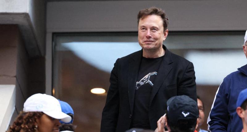  - Manchester United : Elon Musk et Jeff Bezos approchés pour racheter le club