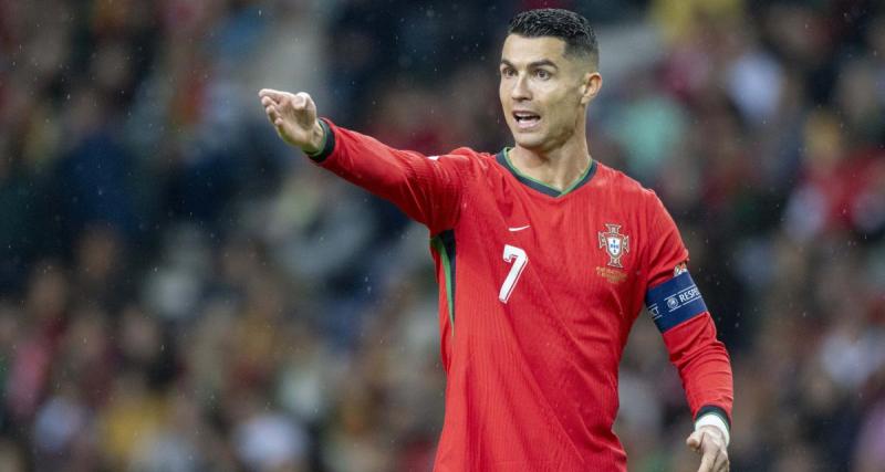  - Football : quand une star portugaise rend visite au Père Noël