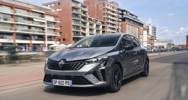  - Les ventes de voitures chutent en 2024, malgré l’explosion des hybrides