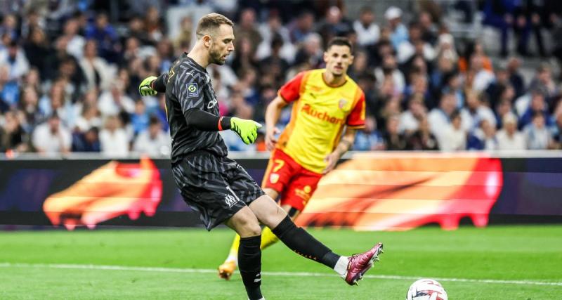  - Lens : visite médicale en cours pour Pau Lopez