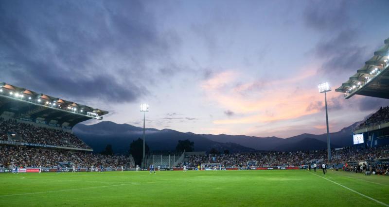  - Ligue 2 : le derby corse Bastia-Ajaccio à guichets fermés