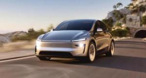 Tesla lève le voile sur le Model Y restylé, aux faux airs de Cybertruck