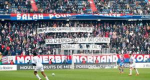 La banderole terrible des supporters de Caen sur les joueurs, message reçu par Mbappé ?