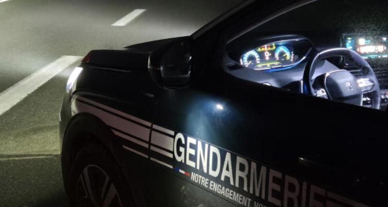  - Flashé à 143 km/h avec un enfant non attaché, permis confisqué et de lourdes sanctions