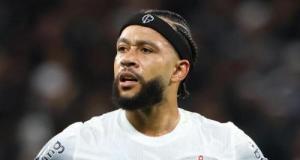 Le contrat complètement fou de Depay au Brésil