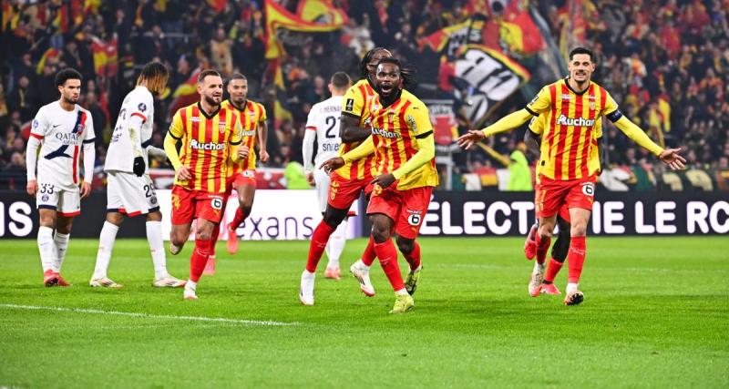  - Ligue 1 : à la pause, Lens mène d'une courte tête contre le PSG 